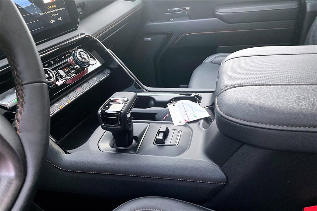 Used 2025 GMC Sierra 1500 AT4 w/ AT4 Premium Package image 18