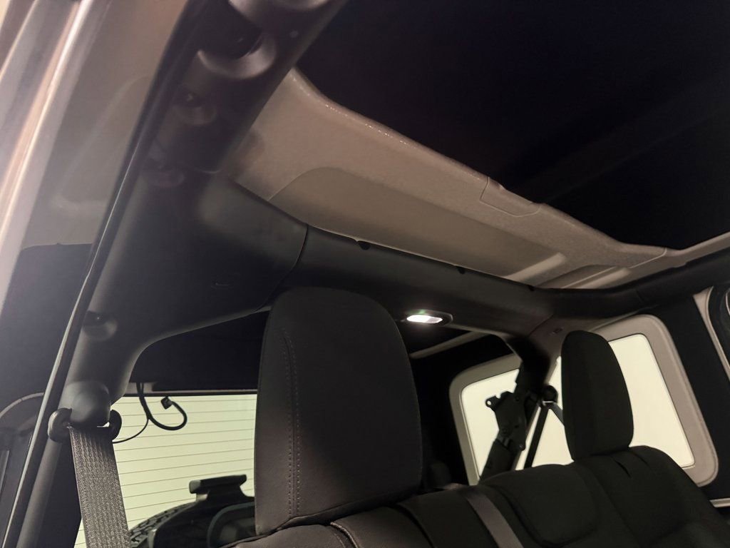 Used 2019 Jeep Wrangler Unlimited Rubicon image 68