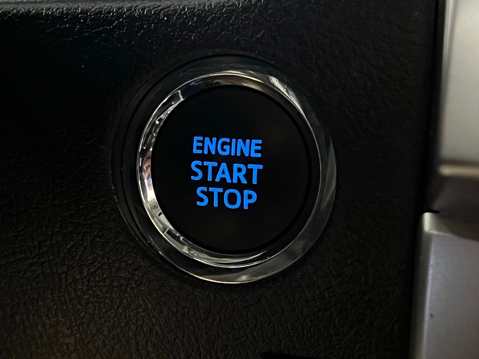 Used 2022 Toyota 4Runner Limited image 22