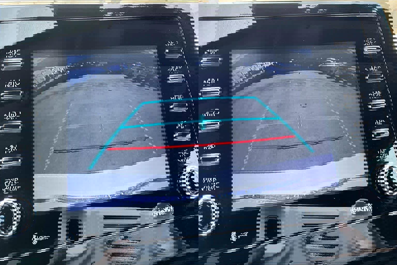 Used 2023 Toyota Camry SE image 23