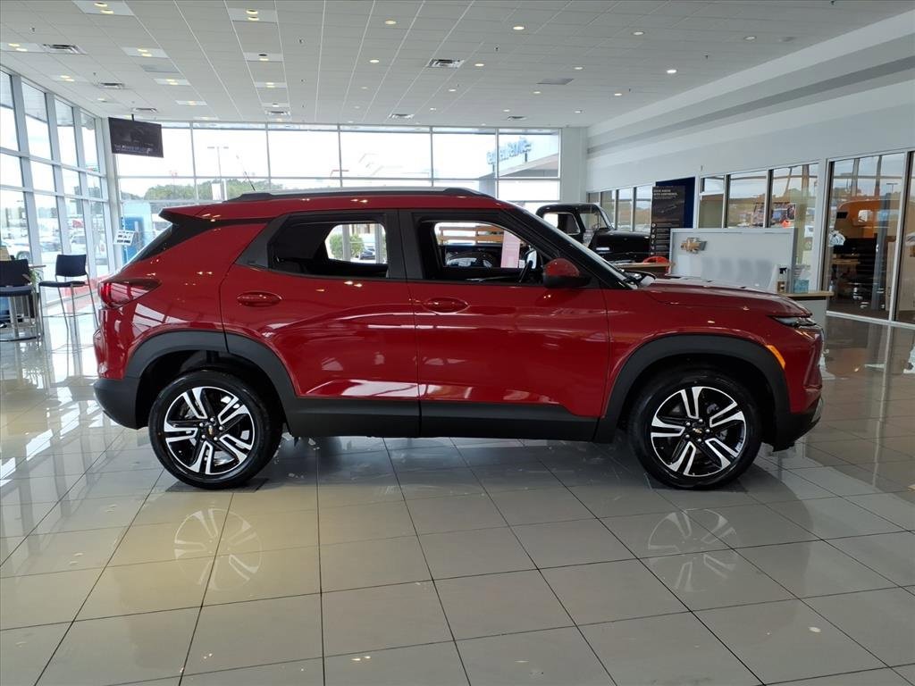 New 2026 Chevrolet TrailBlazer LT w/ LT Cold Weather Package image 2