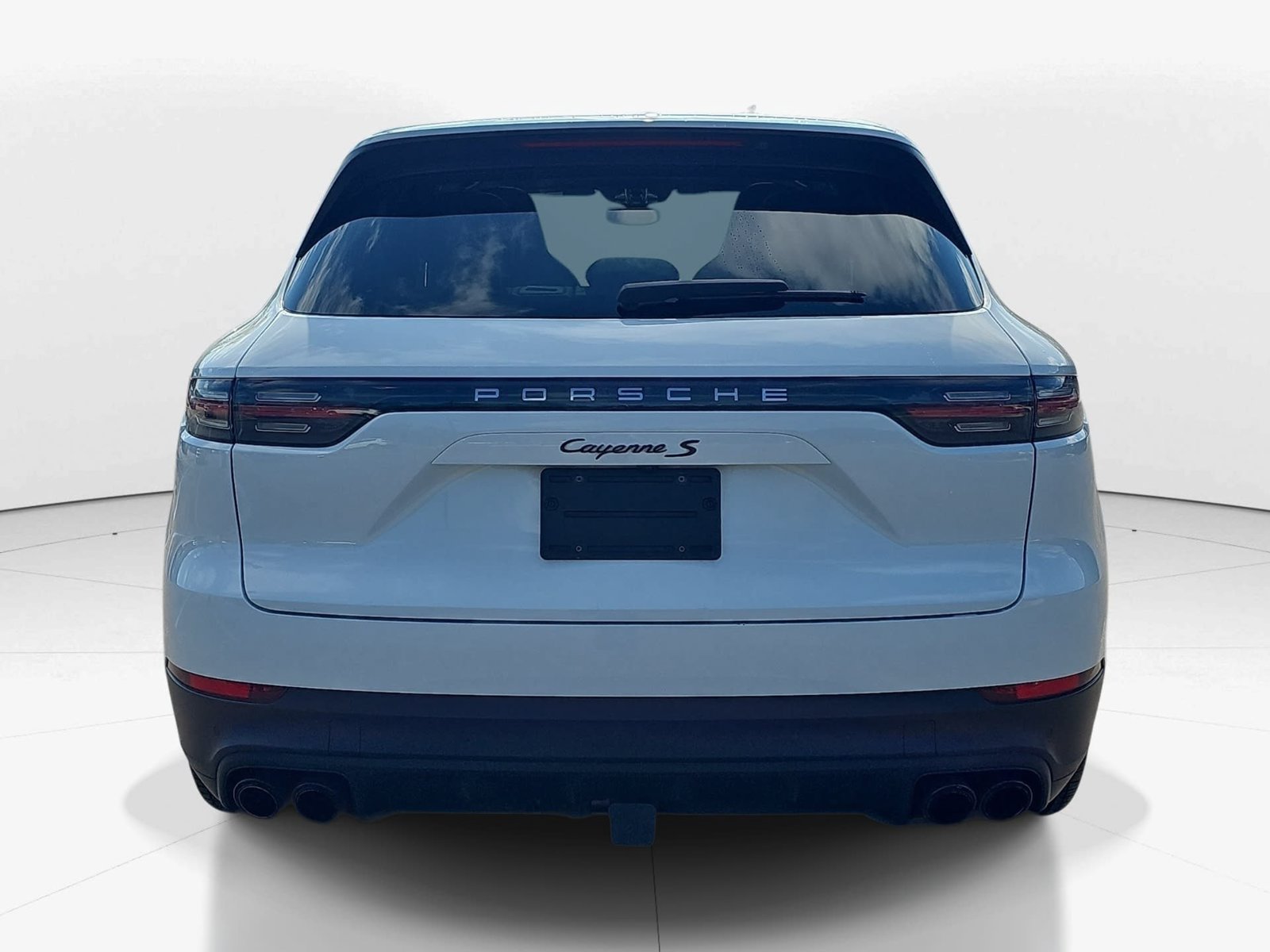 Used 2023 Porsche Cayenne S Platinum AWD/4WD image 7