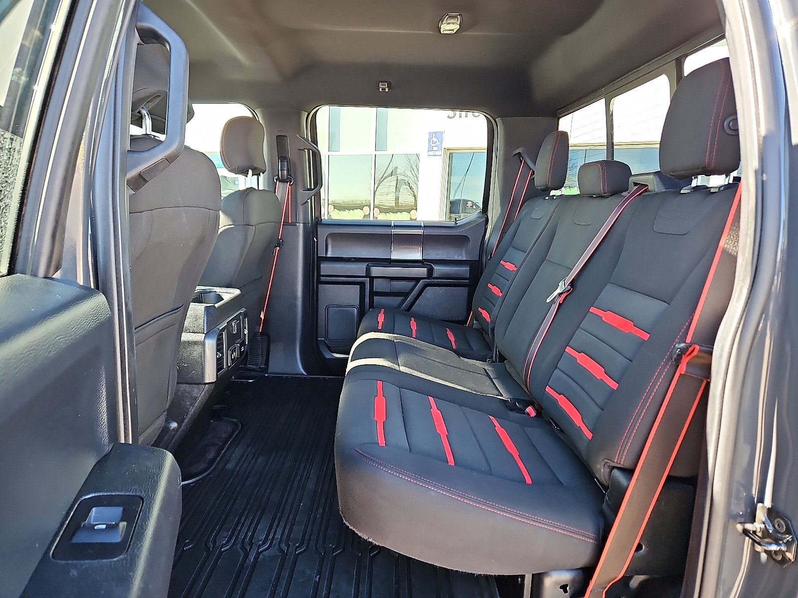 Used 2017 Ford F150 XLT w/ Equipment Group 302A Luxury image 9