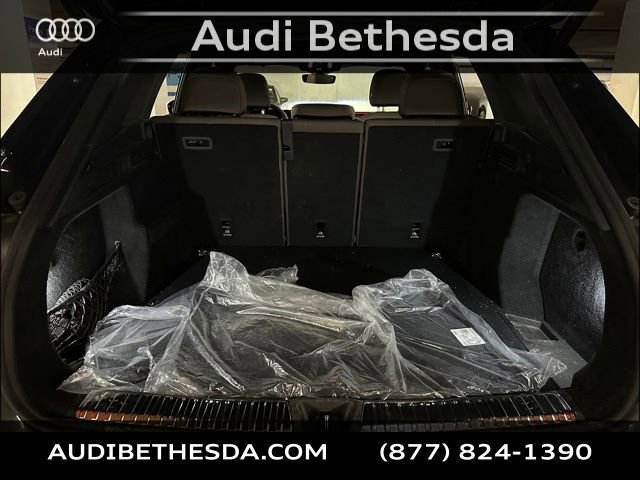 Certified 2025 Audi Q5 Premium w/ Convenience Package AWD/4WD image 12