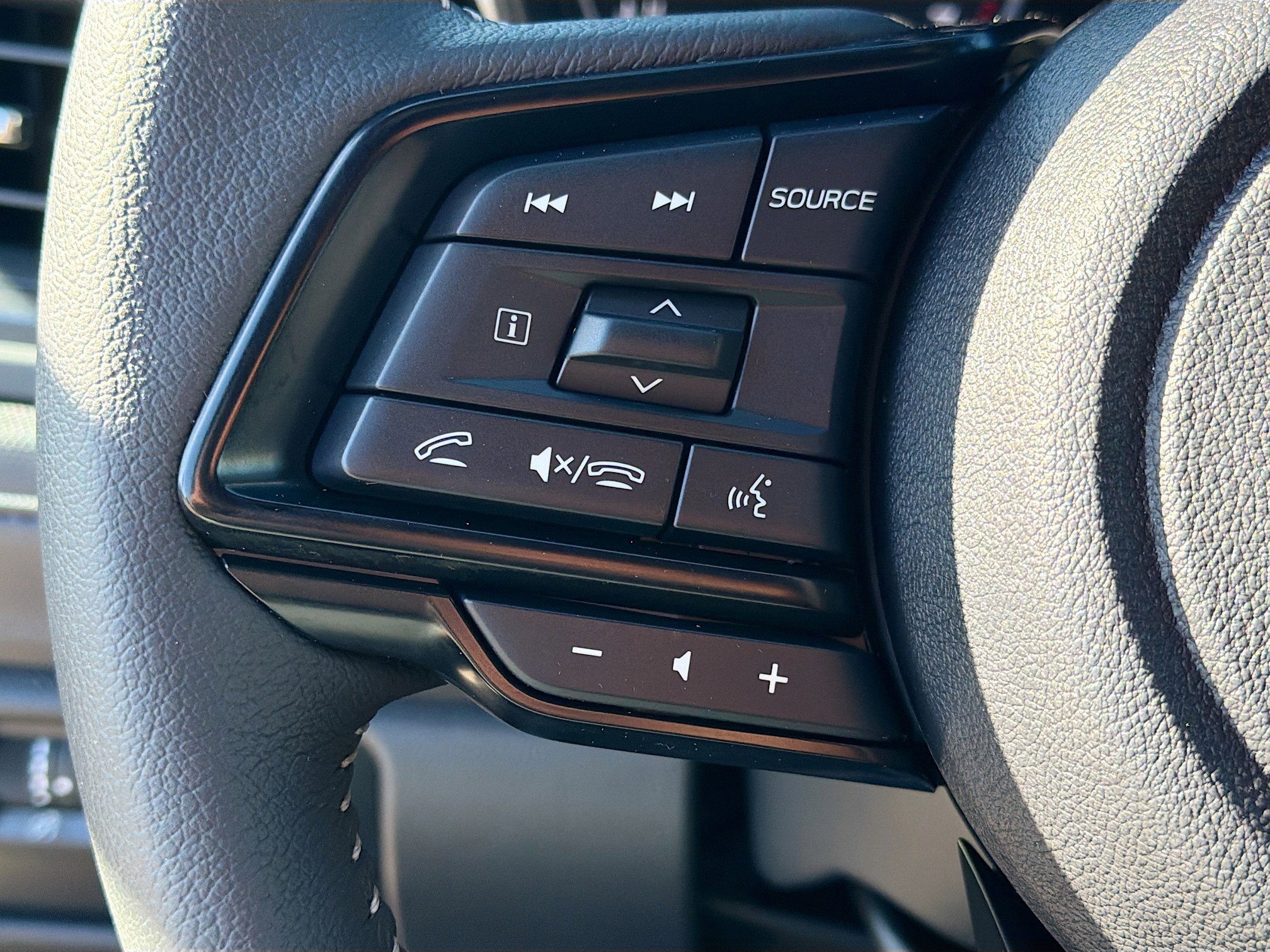 Certified 2025 Subaru Forester Premium image 32