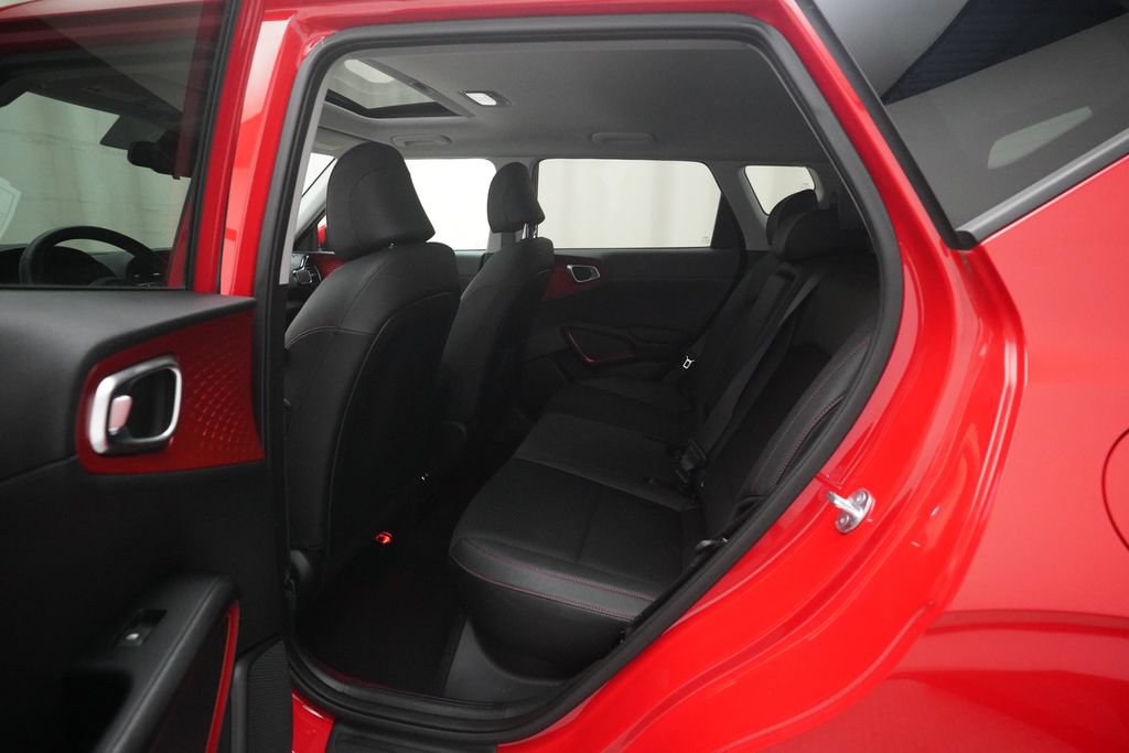 Used 2023 Kia Soul GT-Line FWD image 15