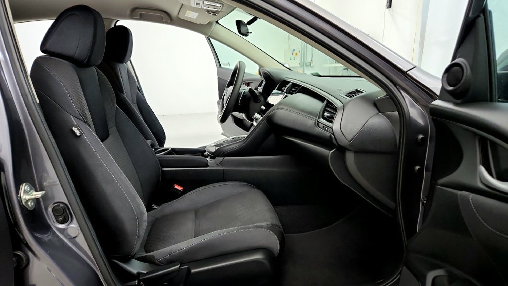 Used 2020 Honda Insight EX image 17