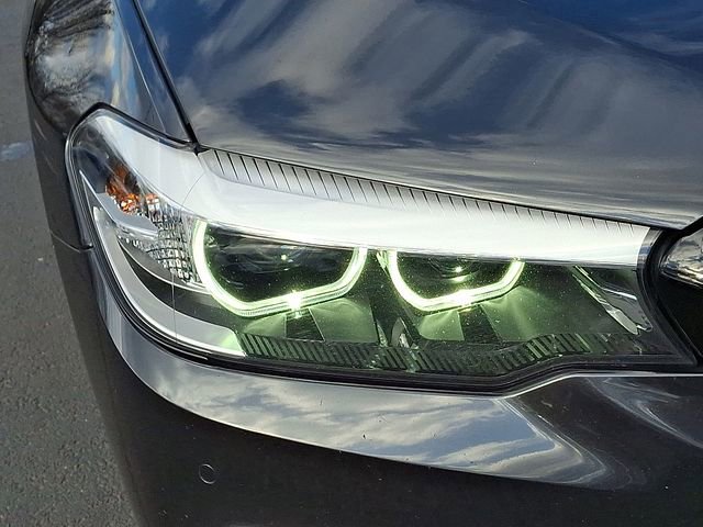 Used 2018 BMW 540i xDrive 540i xDrive w/ M Sport Package image 9