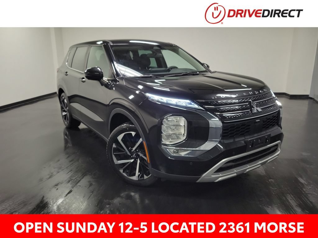 Used 2023 Mitsubishi Outlander SE