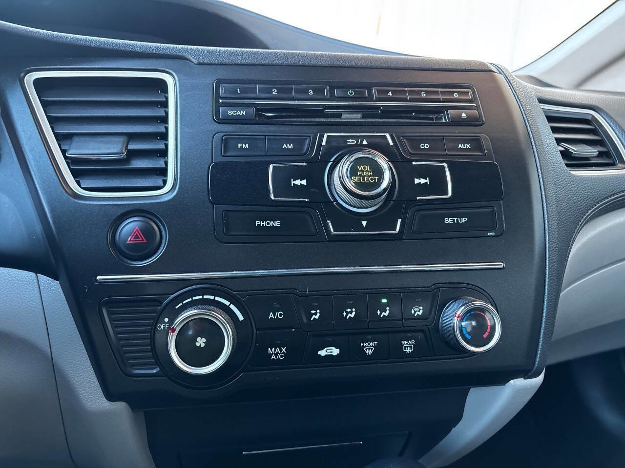 Used 2015 Honda Civic LX image 29