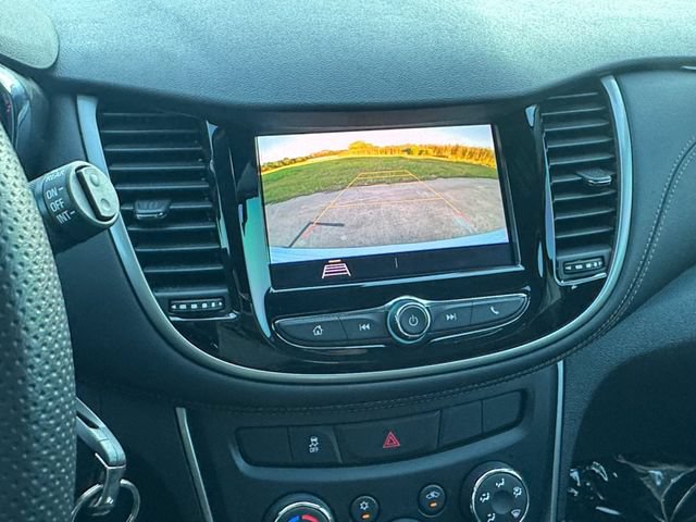 Used 2020 Chevrolet Trax LT FWD image 9