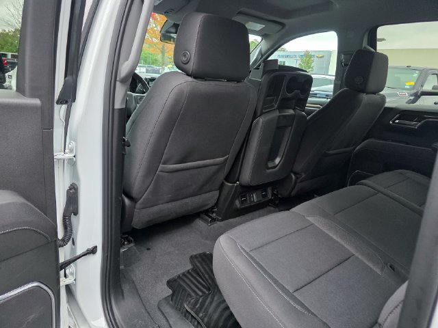Used 2023 Chevrolet Silverado 1500 LT AWD/4WD image 17