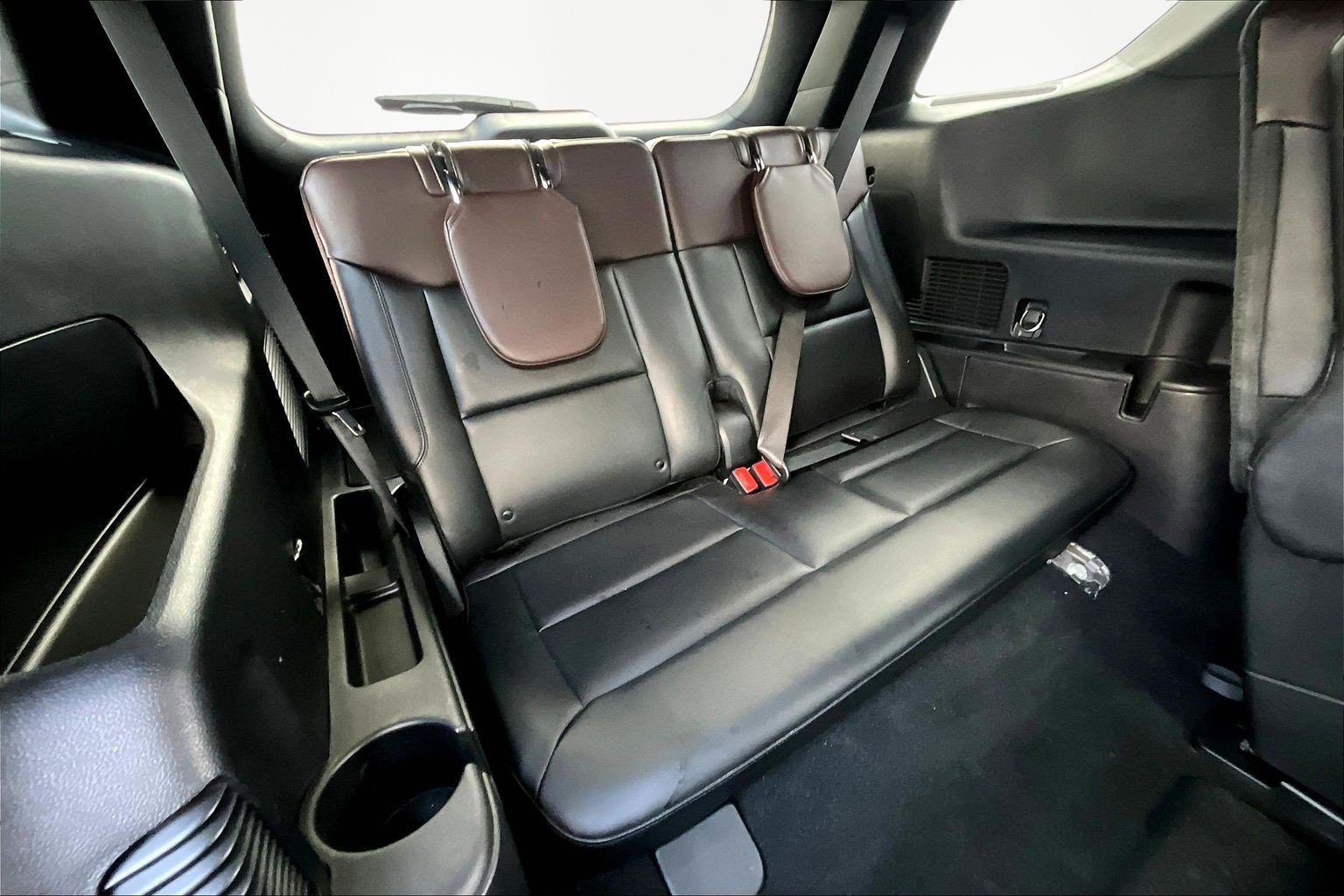Used 2021 Ford Explorer Platinum w/ Equipment Group 601A image 26