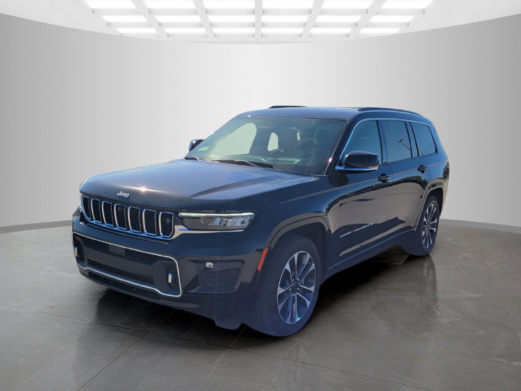 Used 2025 Jeep Grand Cherokee L Overland w/ Advanced Protech Group III AWD/4WD image 8