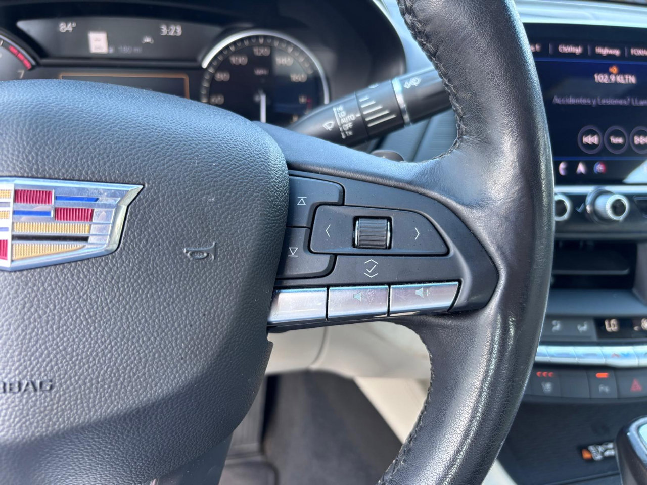 Used 2021 Cadillac CT4 Premium Luxury image 12