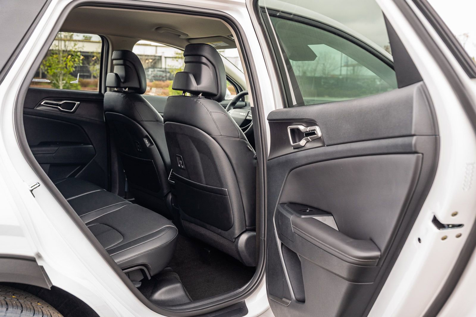 New 2026 Kia Sportage EX image 10