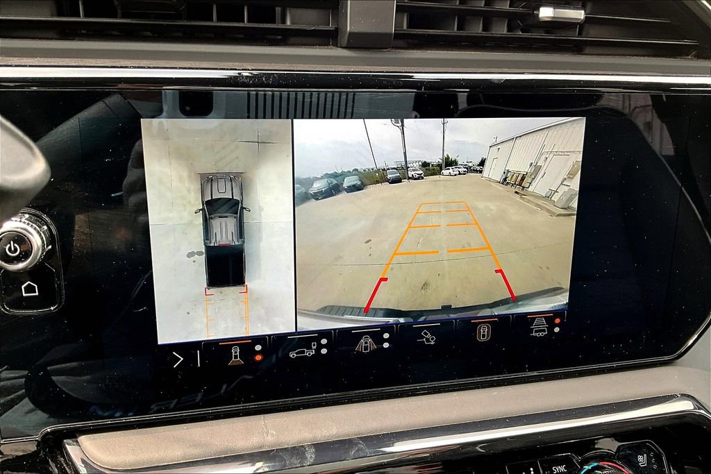 Used 2024 GMC Sierra 2500 AT4X image 30