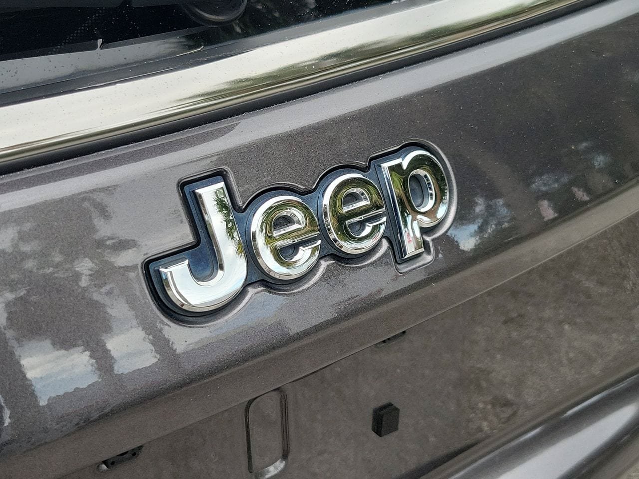 Used 2021 Jeep Compass Limited w/ Sun and Sound Group FWD image 6
