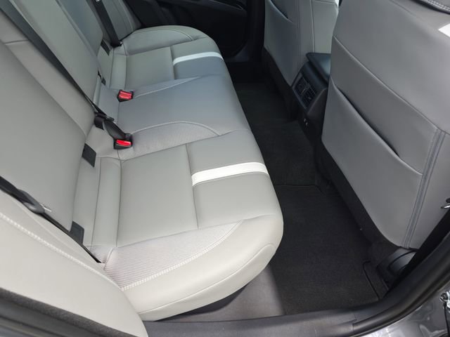 Used 2026 Toyota Camry SE w/ Convenience Package FWD image 12