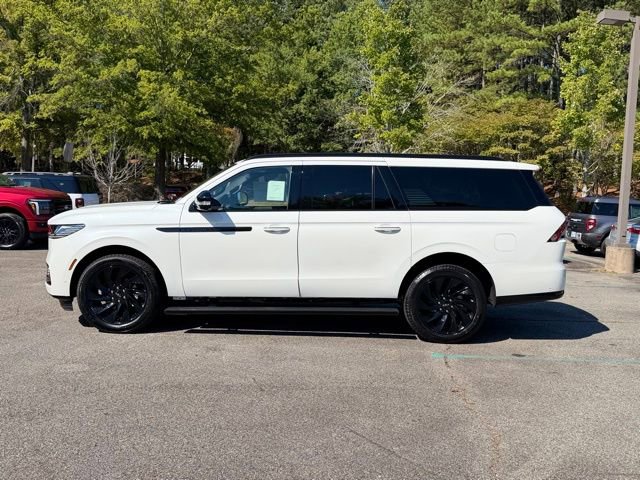 New 2025 Lincoln Navigator L Reserve image 5