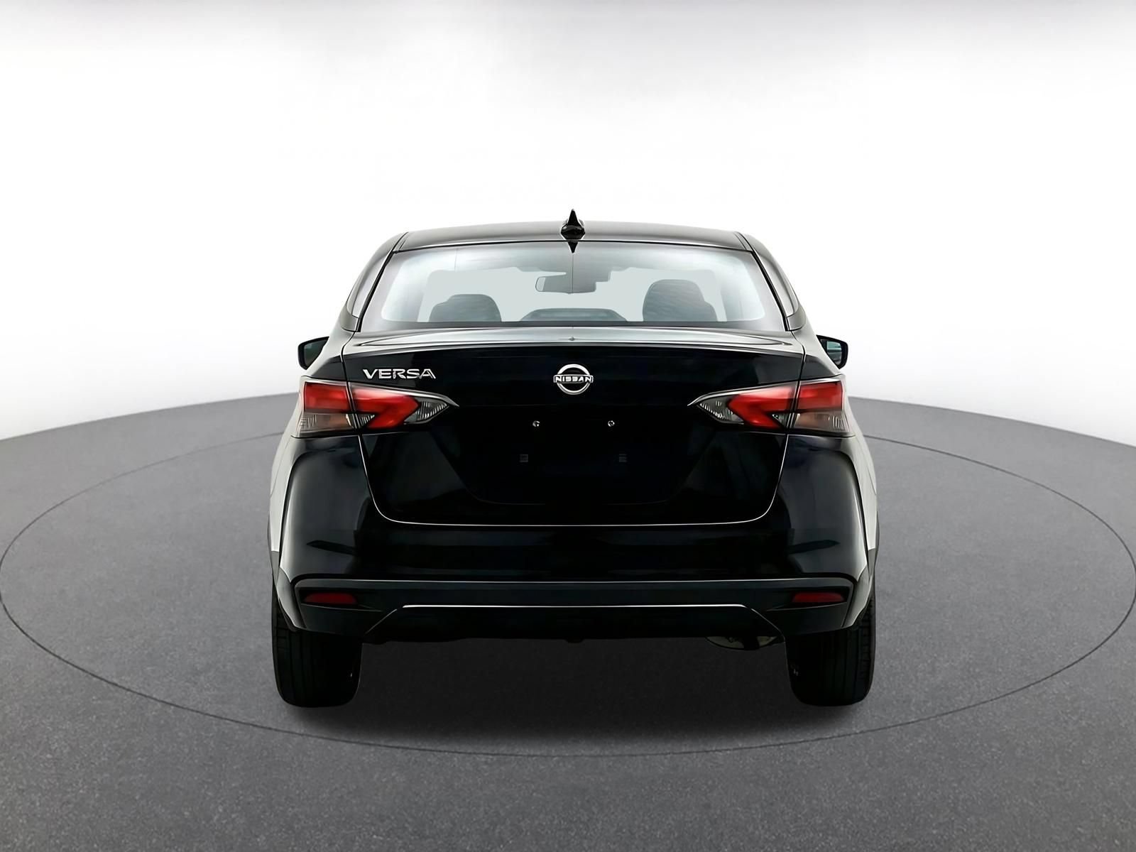 Used 2025 Nissan Versa SV FWD image 8