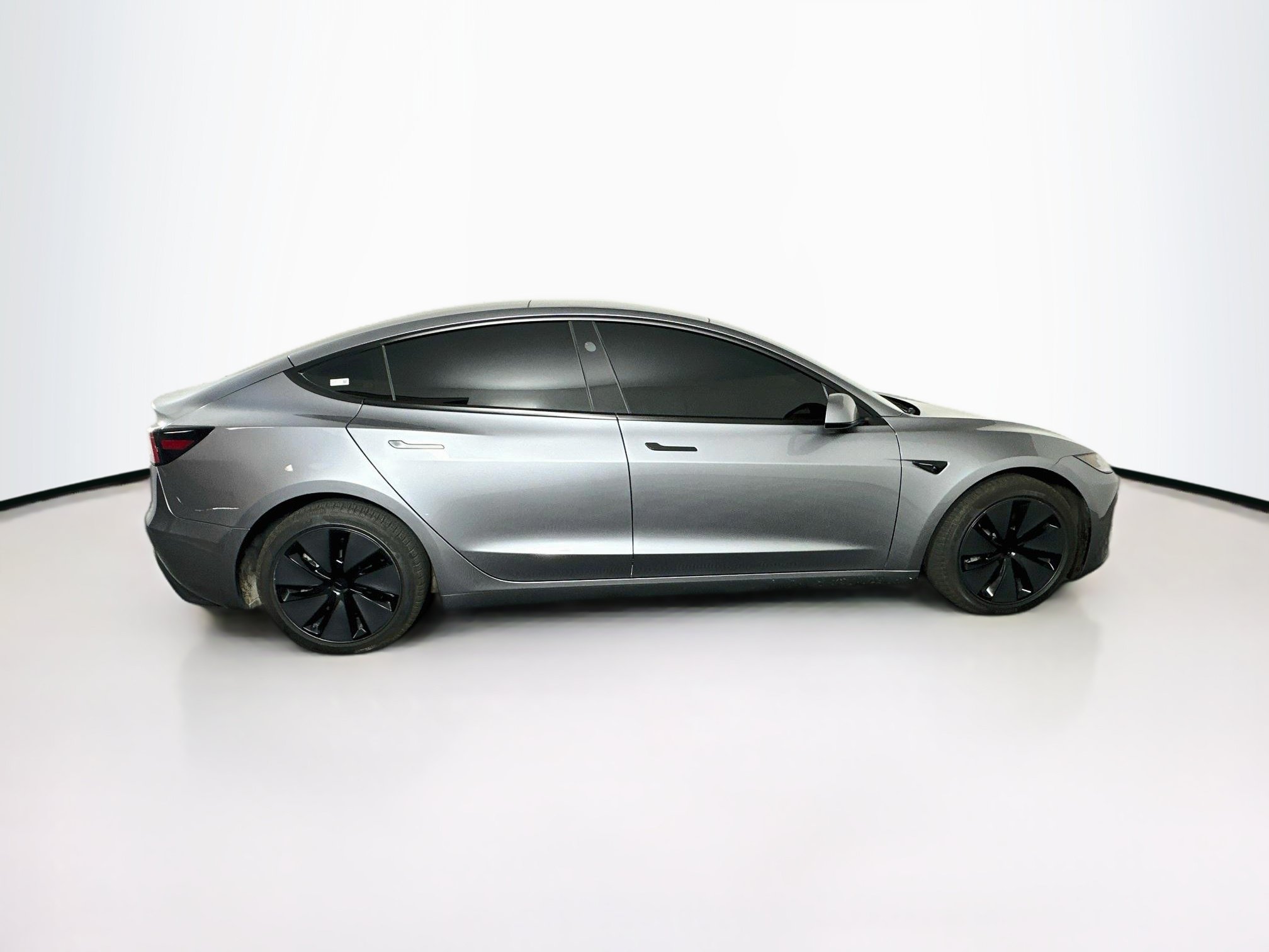Used 2025 Tesla Model 3 Long Range AWD/4WD image 10