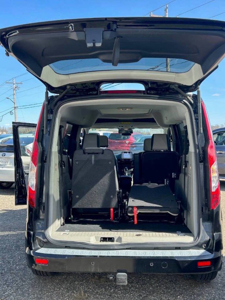 Used 2021 Ford Transit Connect Titanium w/ Trailer Tow Package image 5