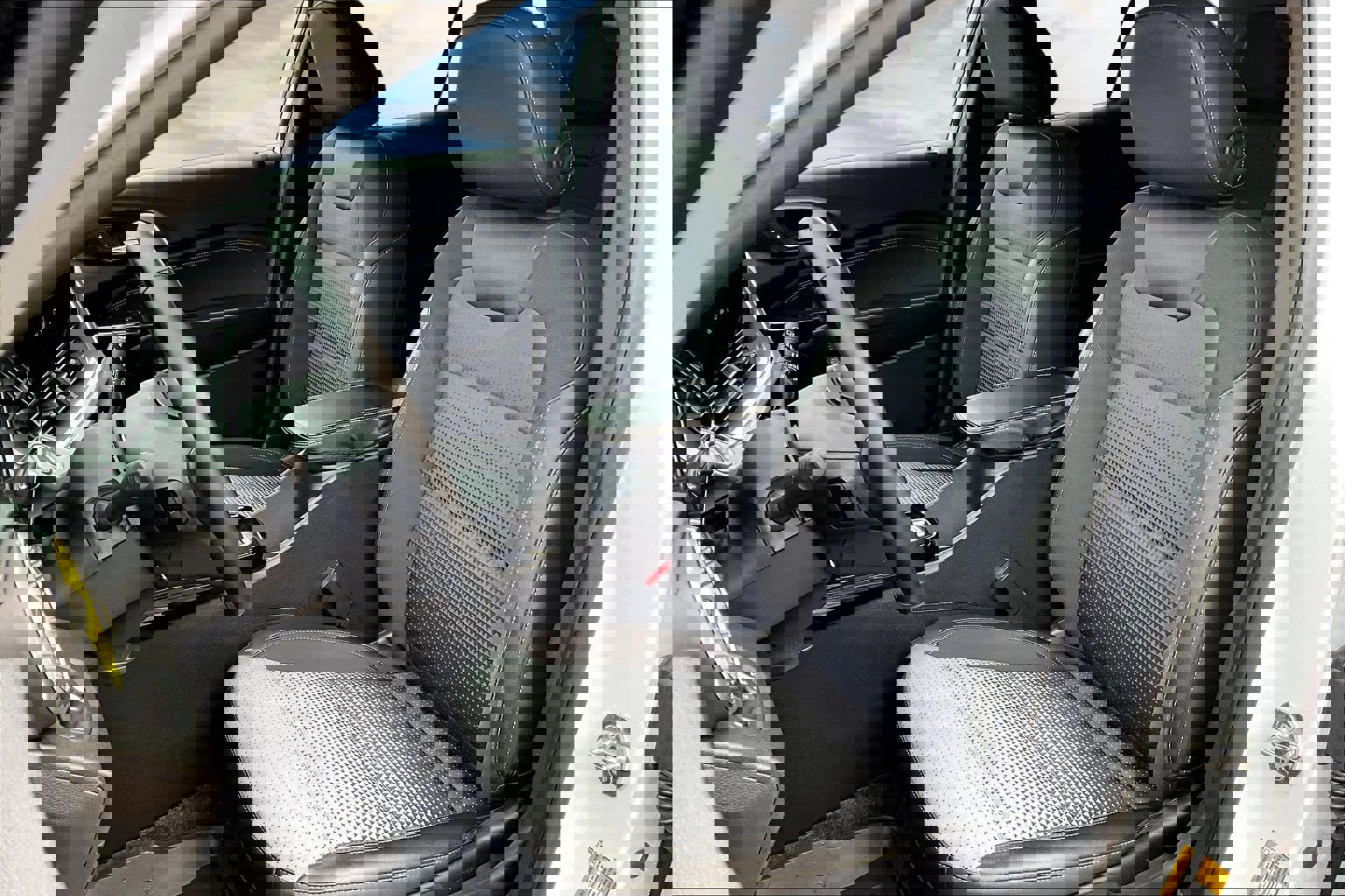 Used 2024 Chevrolet Trax LT w/ Driver Confidence Package image 13