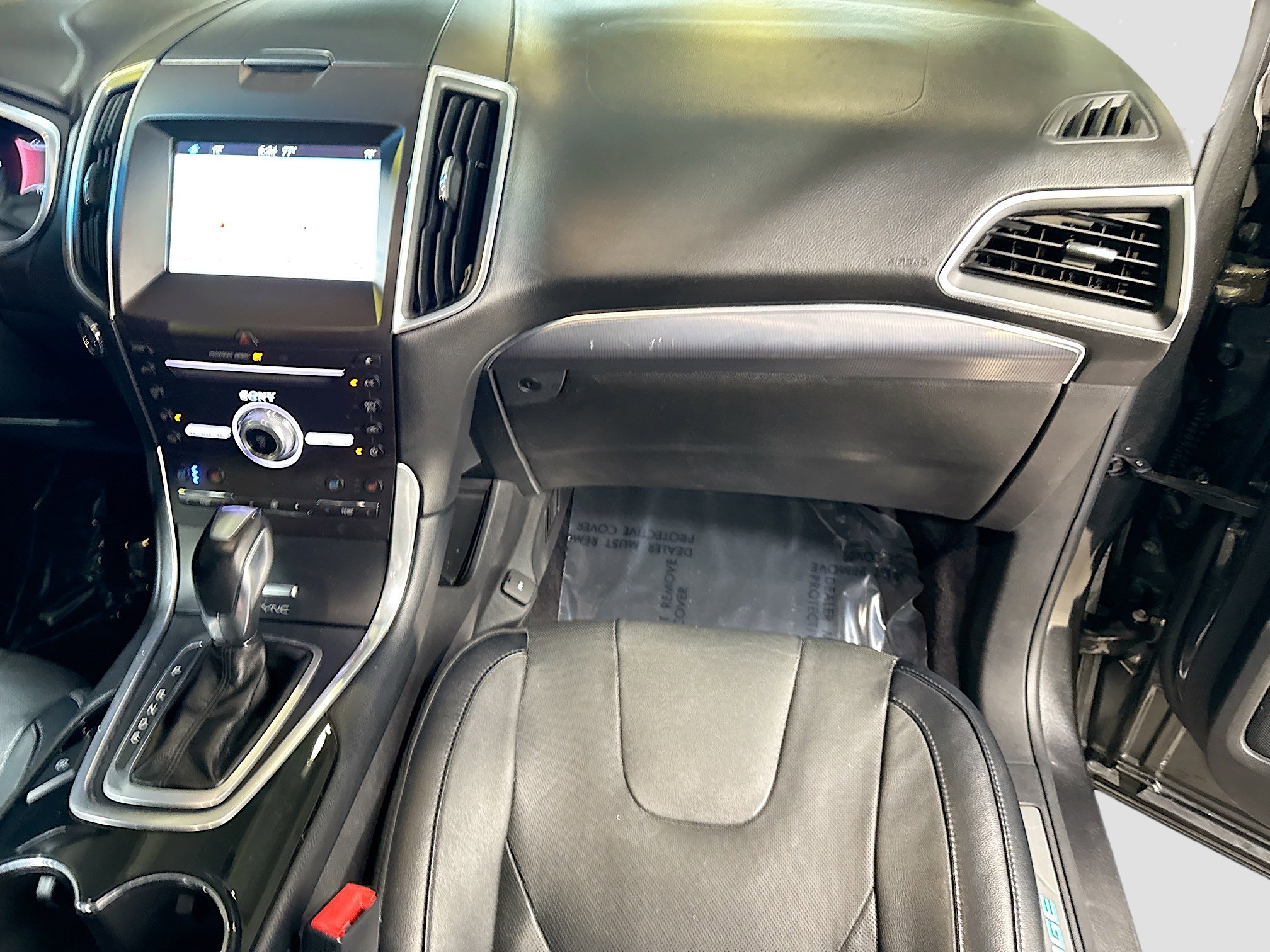 Used 2017 Ford Edge Titanium w/ Equipment Group 301A FWD image 18