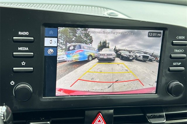 Used 2025 Hyundai Elantra Sport image 23