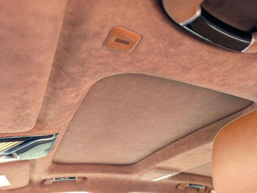 Used 2016 BMW 750i xDrive image 22