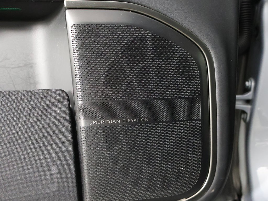 Used 2022 Rivian R1T Adventure image 48