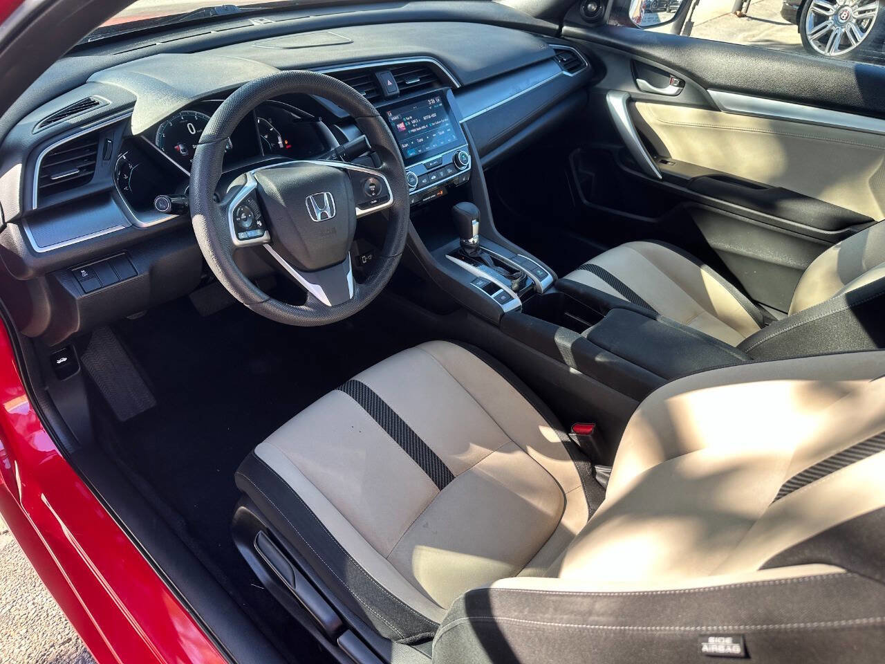 Used 2016 Honda Civic EX-T image 22