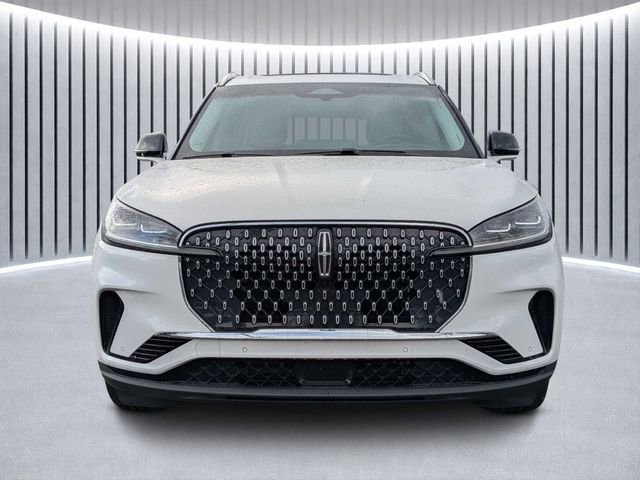 Used 2025 Lincoln Aviator Reserve w/ Equipment Group 201A image 10