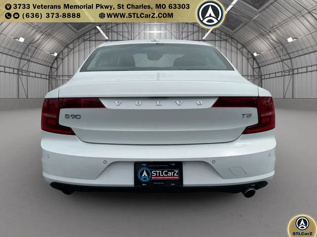 Used 2019 Volvo S90 T5 Momentum FWD image 4