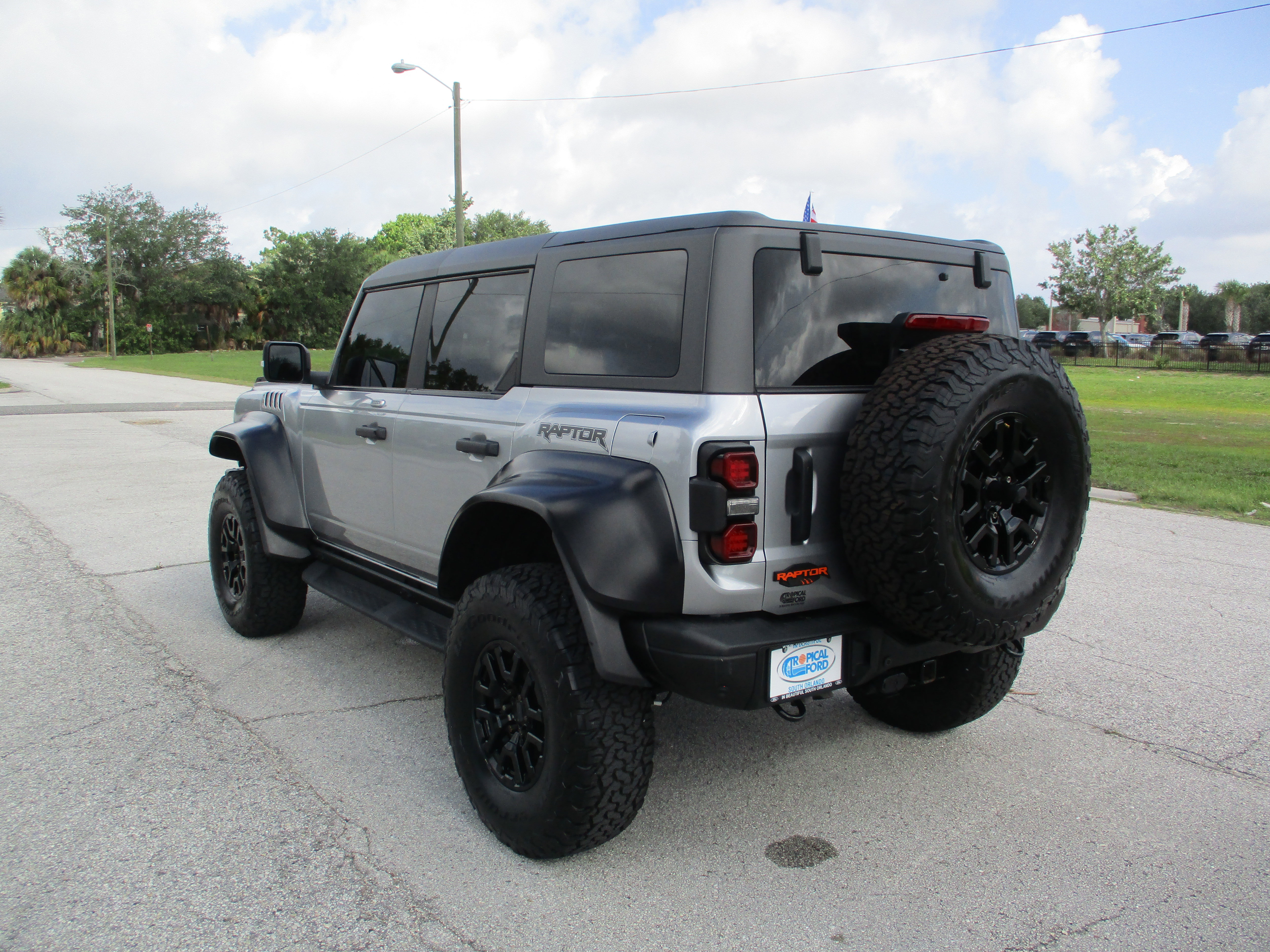 Used 2023 Ford Bronco Raptor AWD/4WD image 5