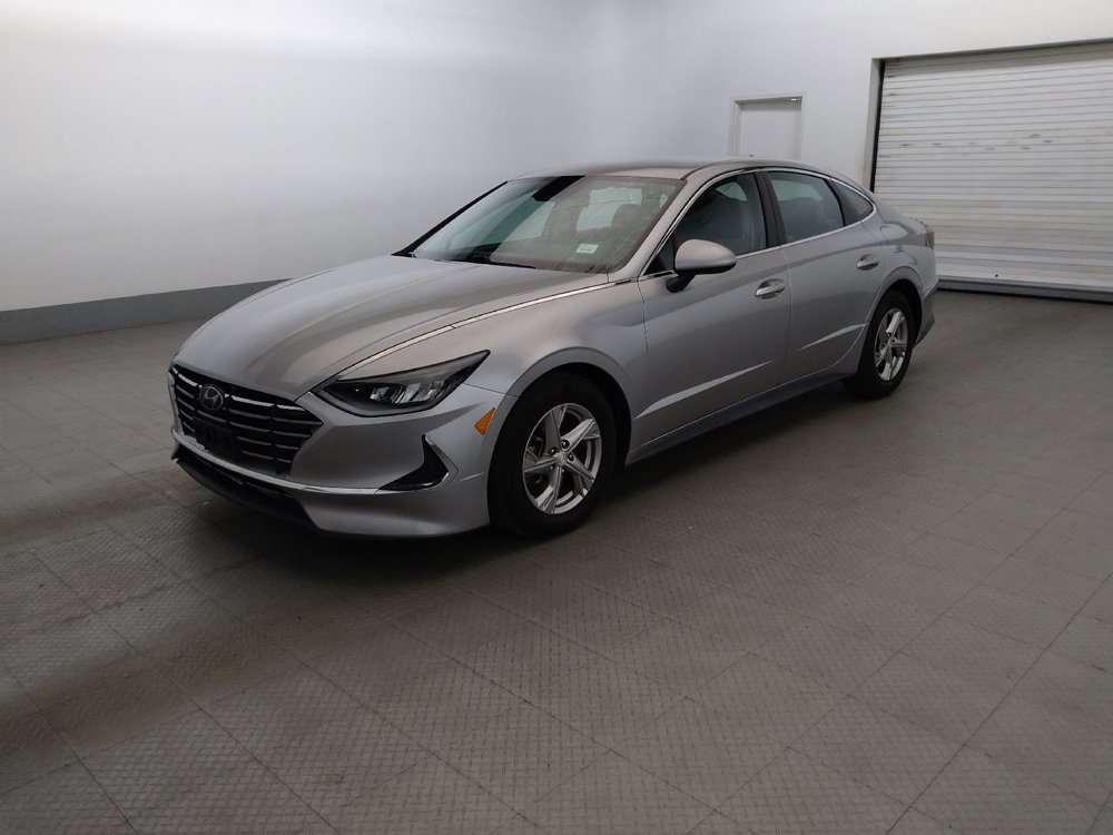 Used 2021 Hyundai Sonata SE FWD image 2