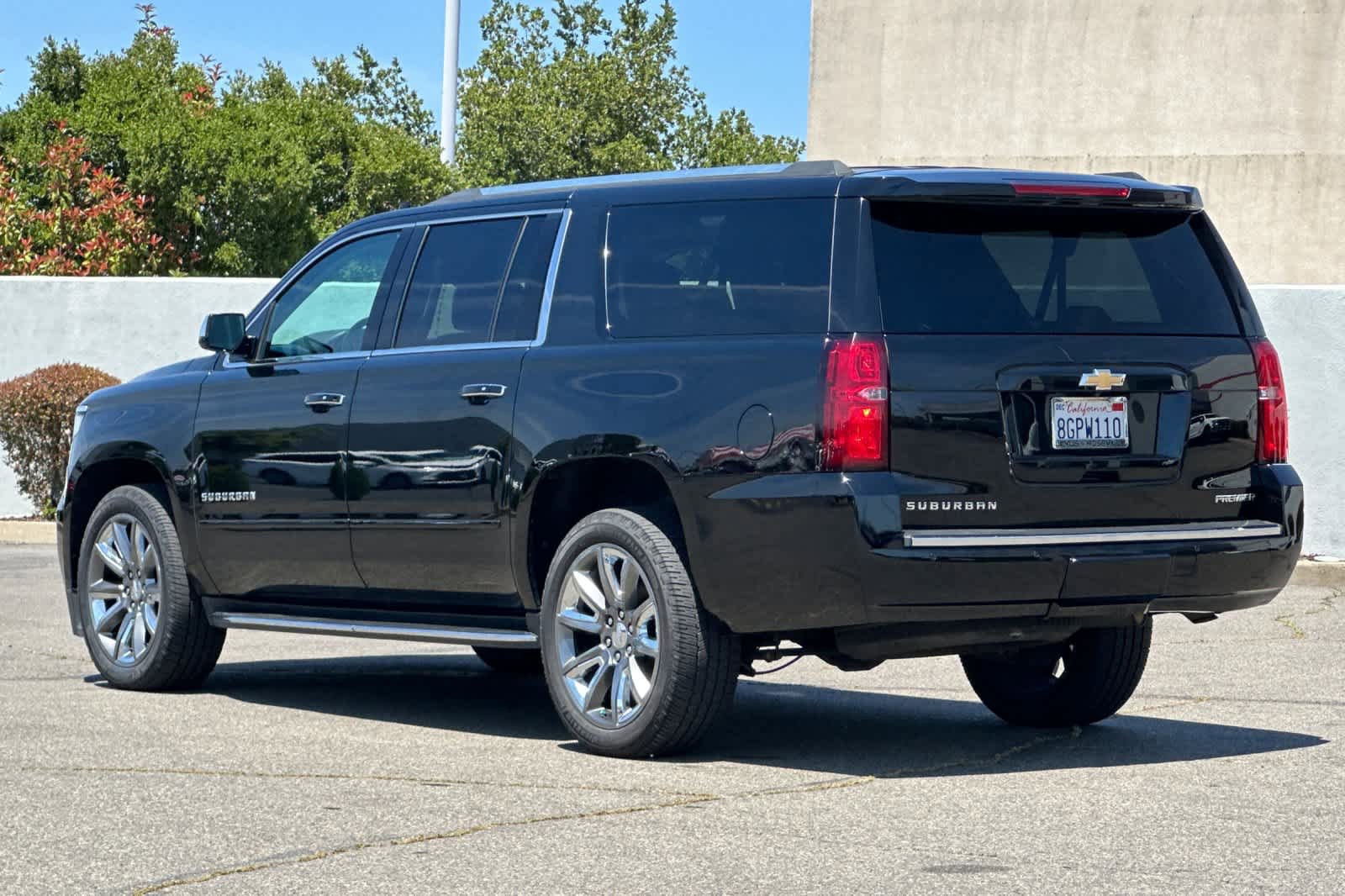 Used 2019 Chevrolet Suburban Premier AWD/4WD image 7