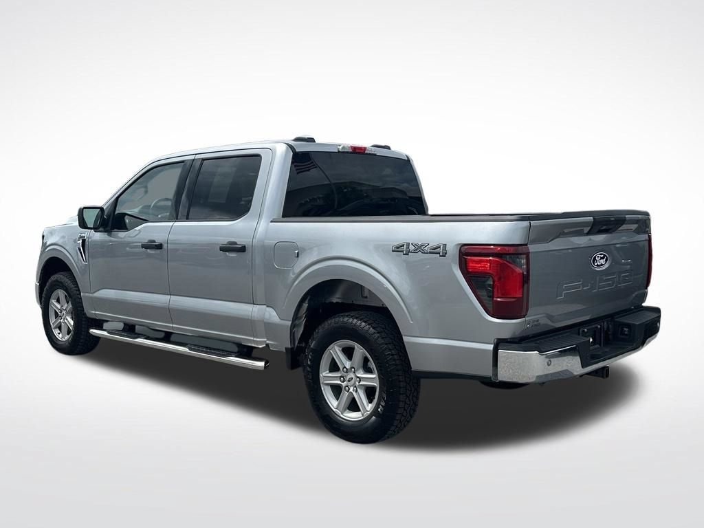 Used 2025 Ford F150 XLT AWD/4WD image 4