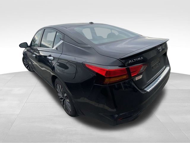 Used 2023 Nissan Altima 2.5 SV w/ SV Premium Package image 8