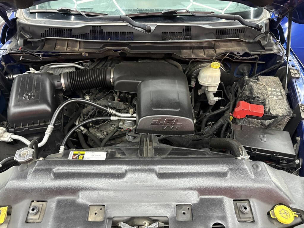 Used 2016 RAM 1500 Express image 20