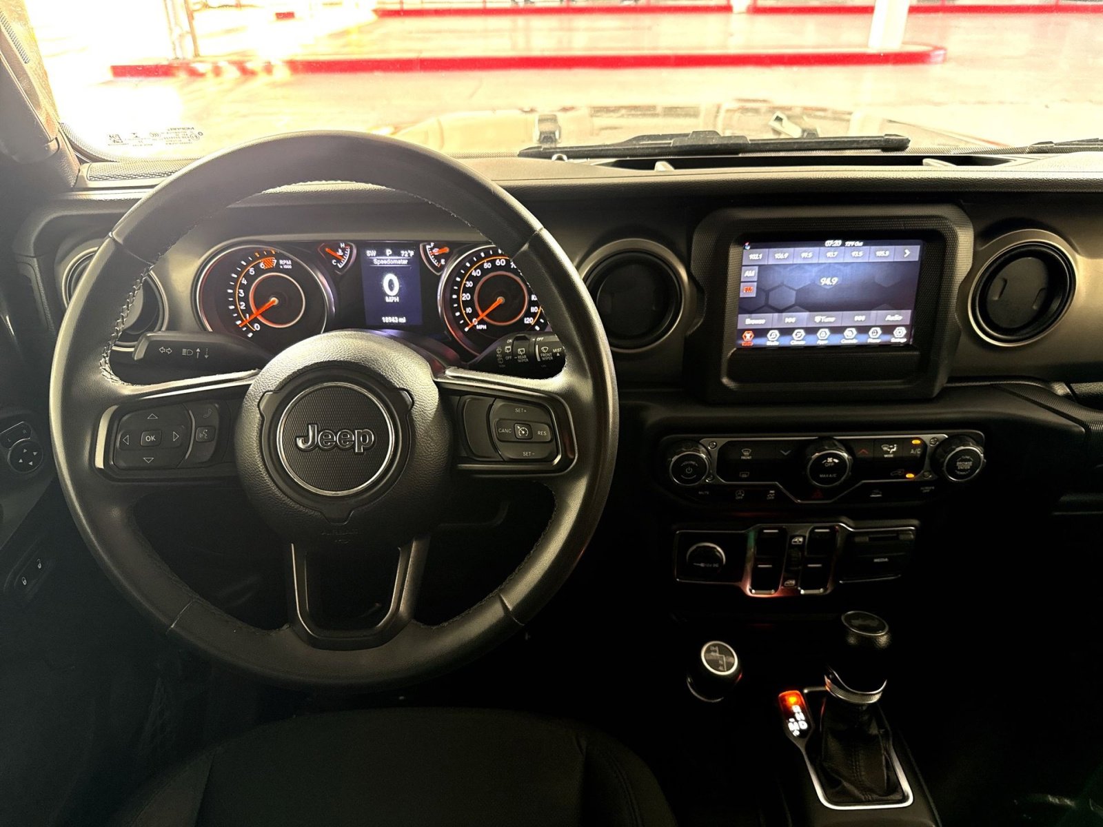 Used 2023 Jeep Wrangler Unlimited Sport AWD/4WD image 16
