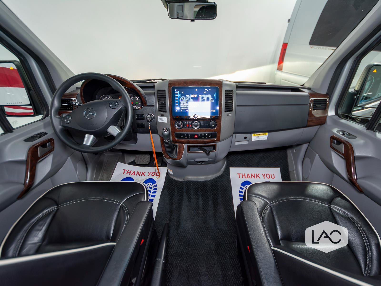 Used 2015 Mercedes-Benz Sprinter 3500 image 18