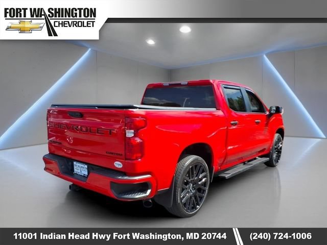 Used 2024 Chevrolet Silverado 1500 Custom w/ Dark Appearance Package AWD/4WD image 3