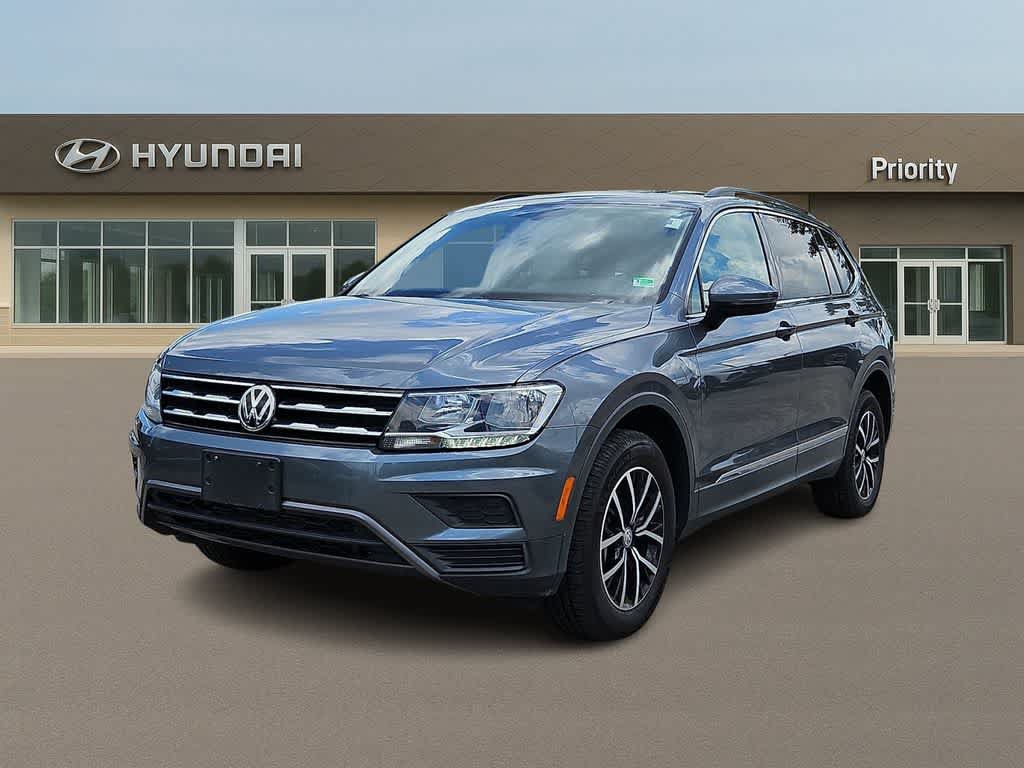 Used 2021 Volkswagen Tiguan SE AWD/4WD image 1