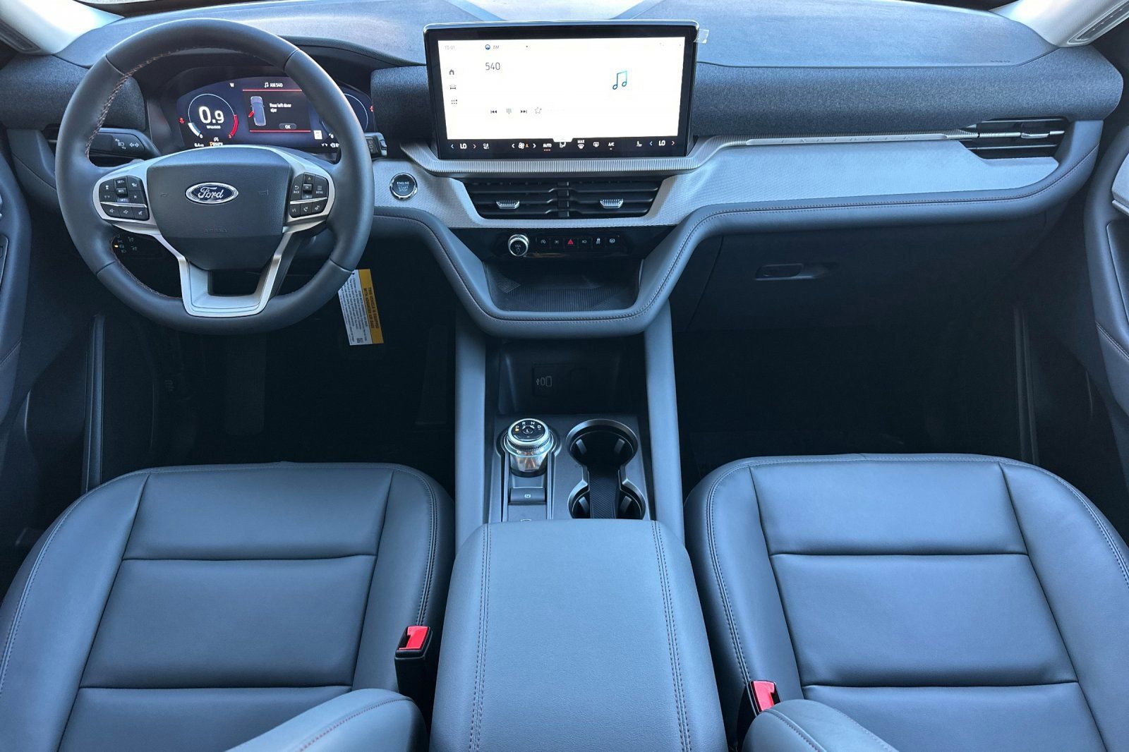 New 2026 Ford Explorer Active w/ Active Comfort Package image 10