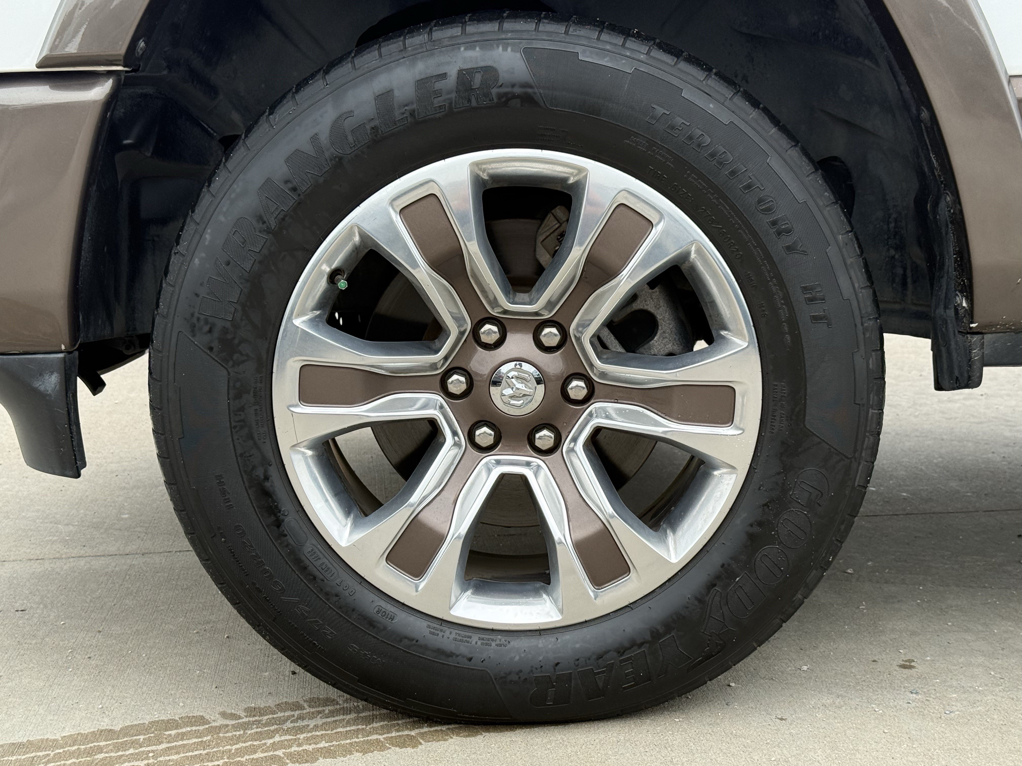 Used 2020 RAM 1500 Limited AWD/4WD image 12