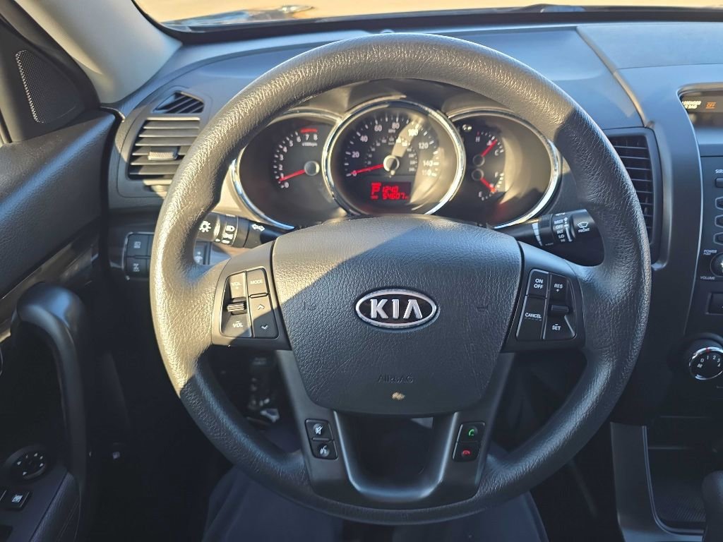 Used 2013 Kia Sorento LX image 14