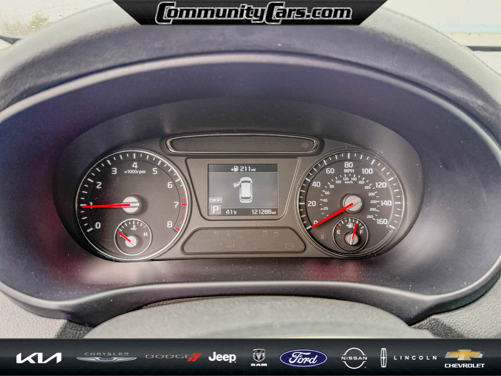 Used 2019 Kia Sorento LX image 14