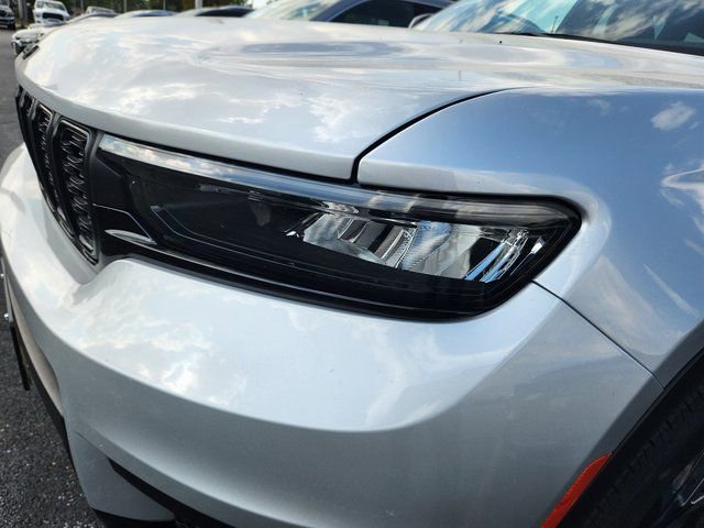 Used 2024 Jeep Grand Cherokee L Laredo image 27